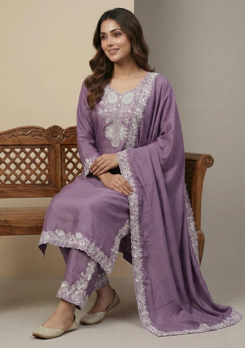 Lavender Embroidered Crepe Kurta Set - Indya