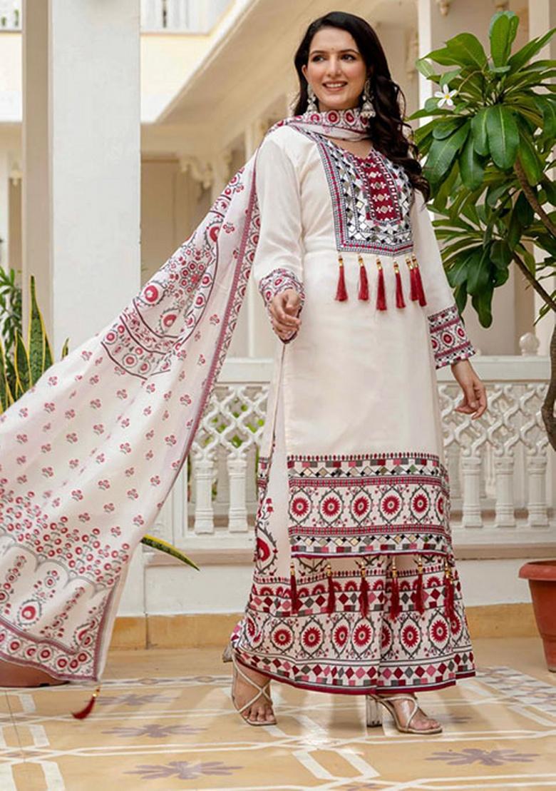 White Embroidery Muslin Kurta Set - Indya