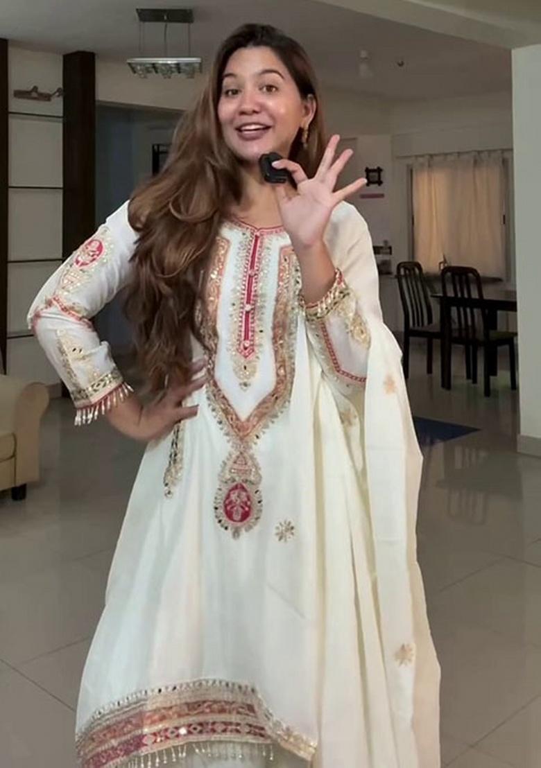 White Embroidery Silk Kurta Set - Indya