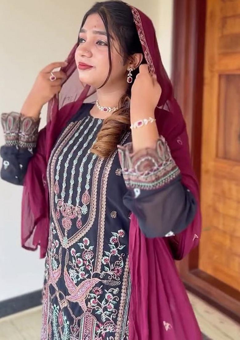 Black Embroidery Georgette Kurta Set - Indya