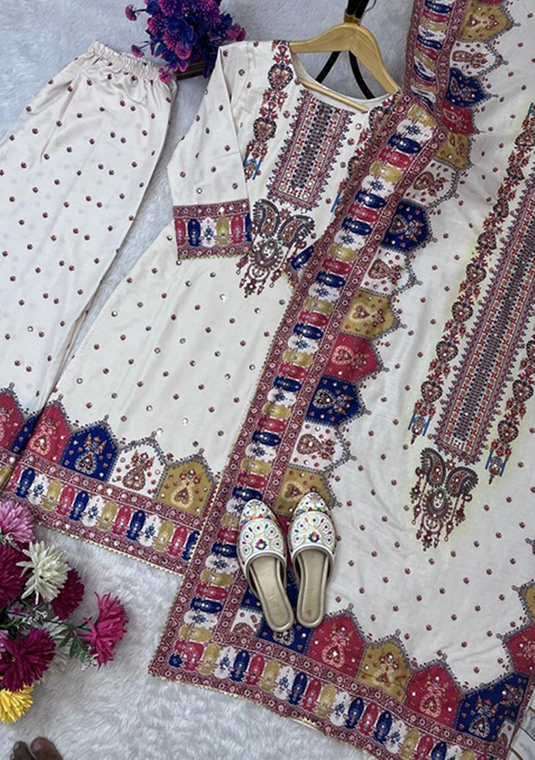 White Embroidery Muslin Kurta Set - Indya