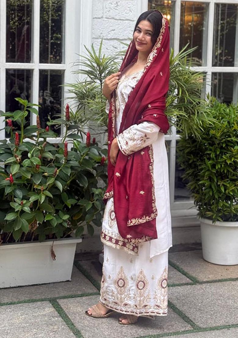 Red Embroidery Silk Kurta Set - Indya