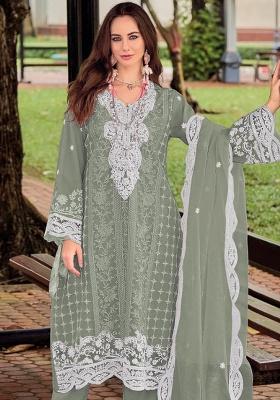 Green Embroidery Poly Blended Kurta Set