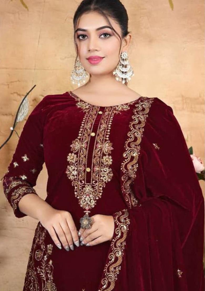 Red Embroidery Velvet Kurta Set - Indya