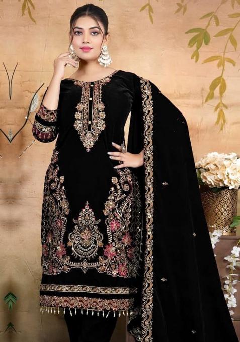 Black Embroidery Velvet Kurta Set