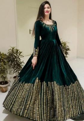 Blue Embroidery Velvet Kurta Set