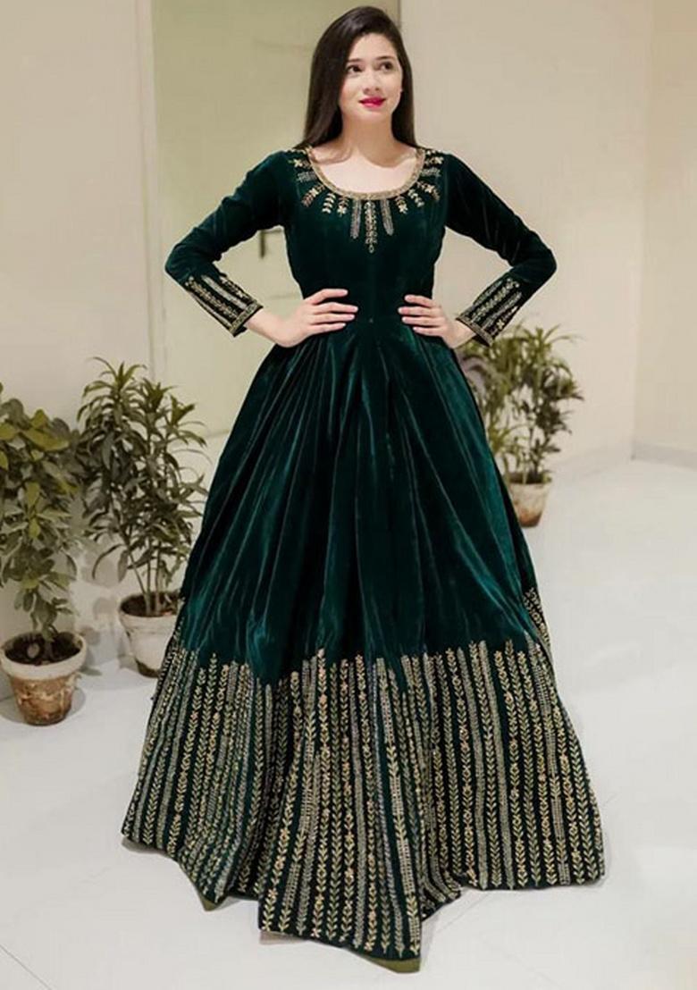 Blue Embroidery Velvet Kurta Set - Indya