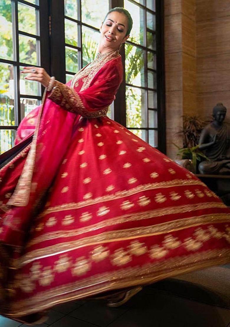 Red Embroidery Silk Kurta Set - Indya