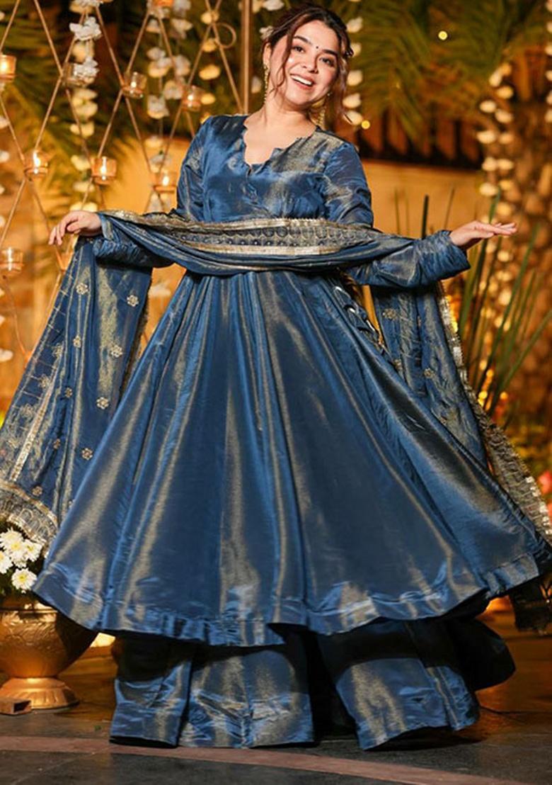 Blue Embroidery Silk Kurta Set - Indya