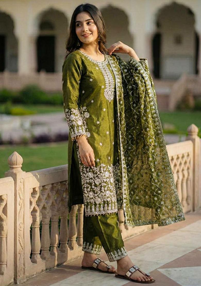 Green Embroidery Silk Kurta Set - Indya