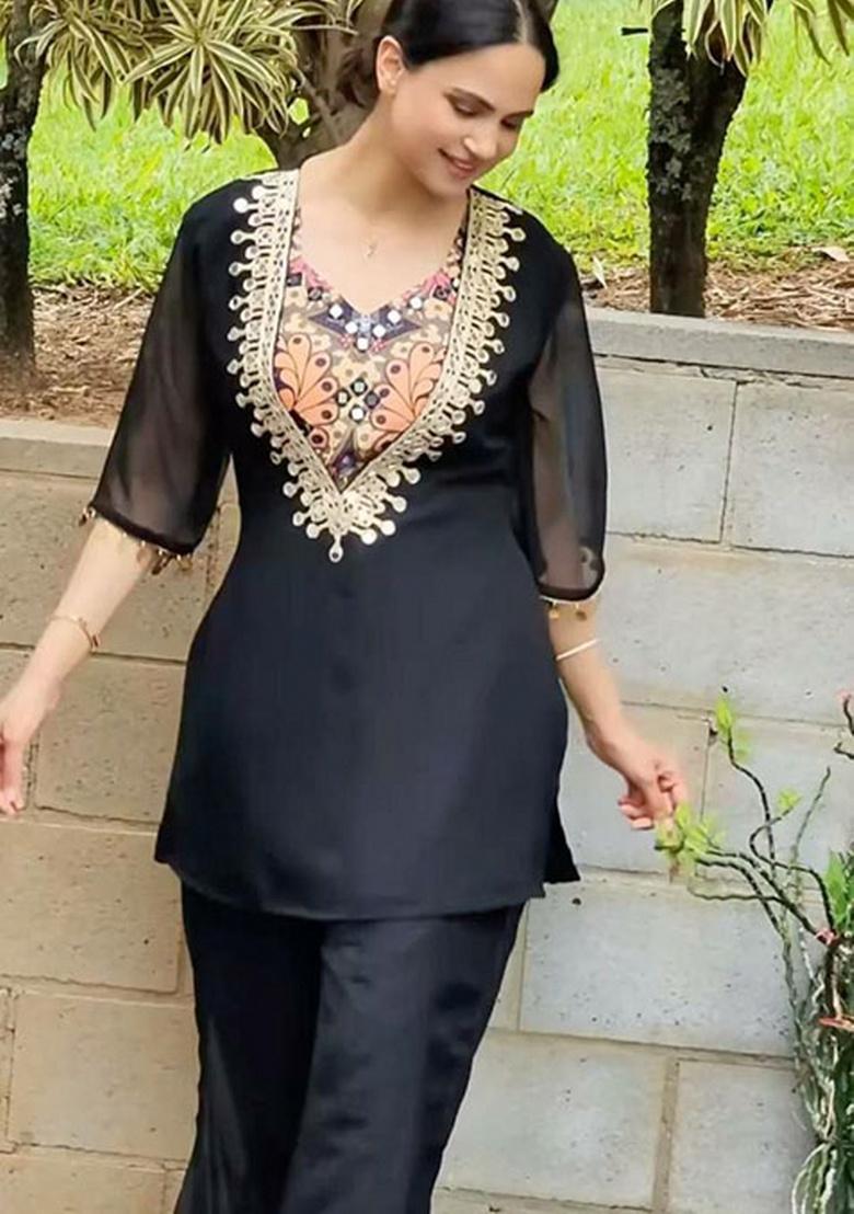 Dark Blue Embroidery Organza Kurta Set - Indya