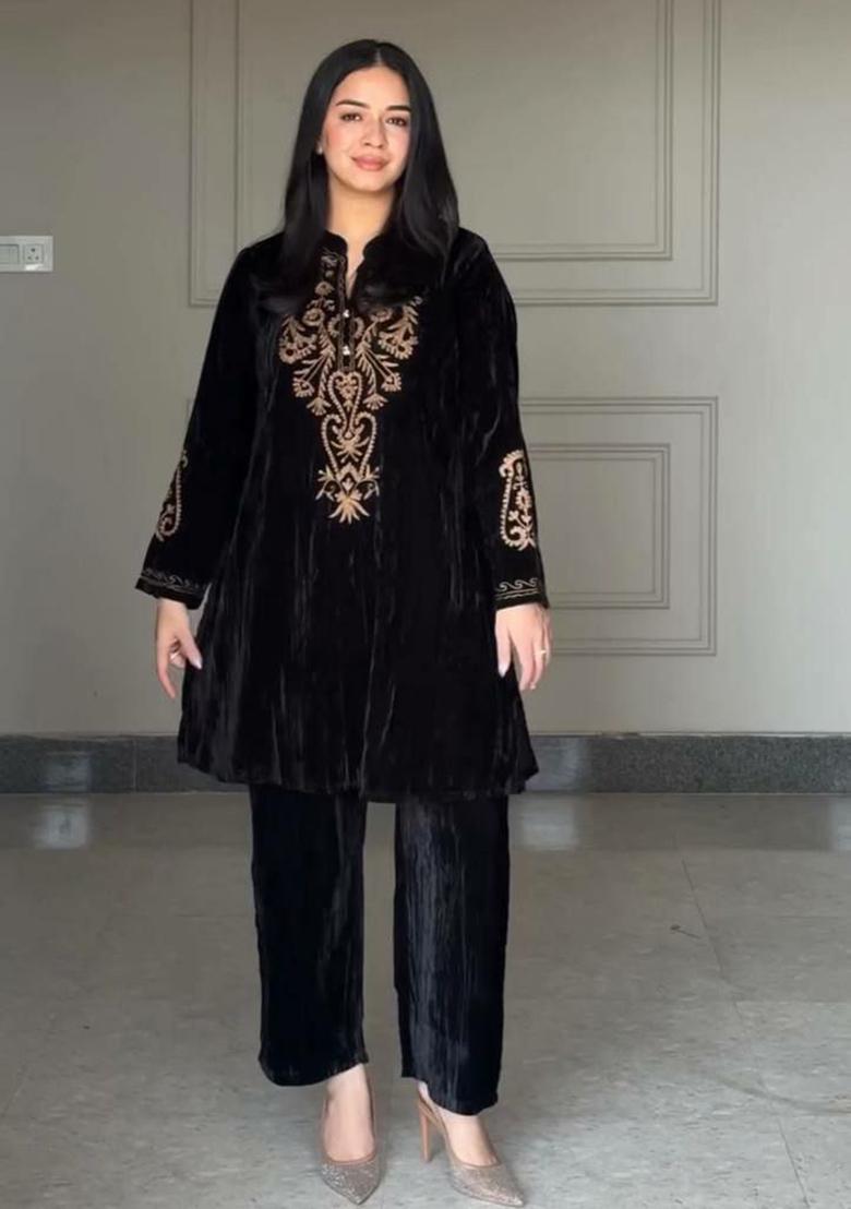 Black Embroidery Velvet Kurta Set - Indya