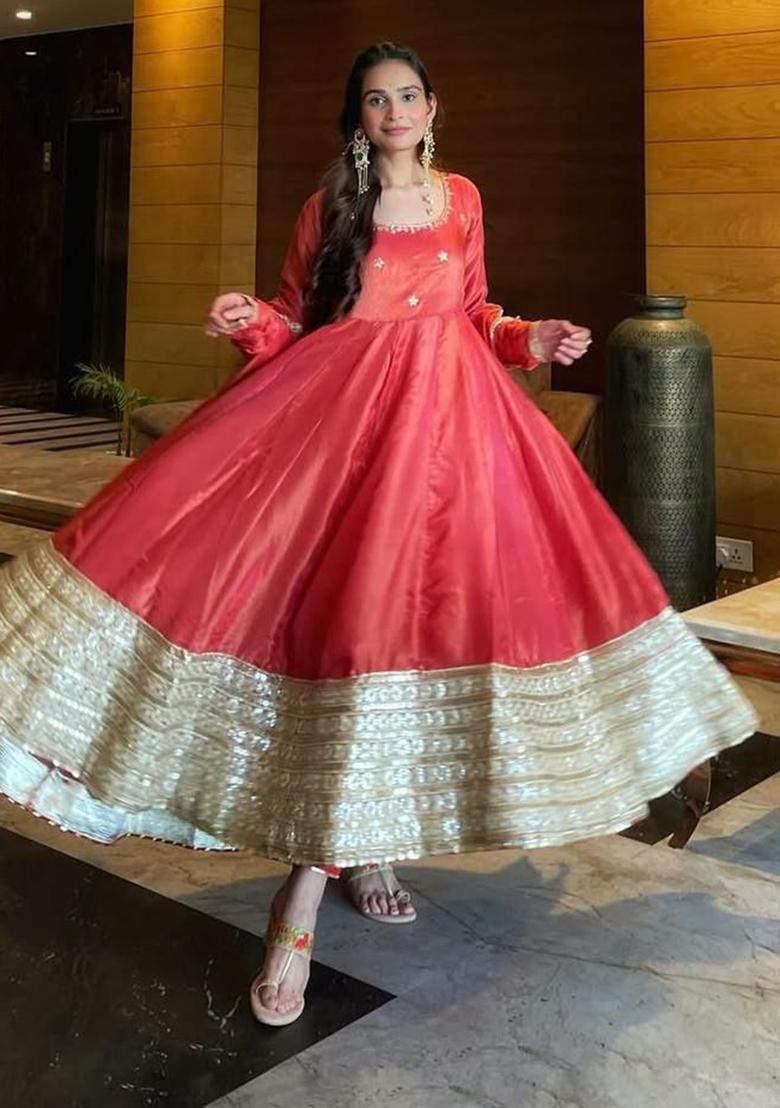 Orange Embroidery Silk Kurta Set - Indya