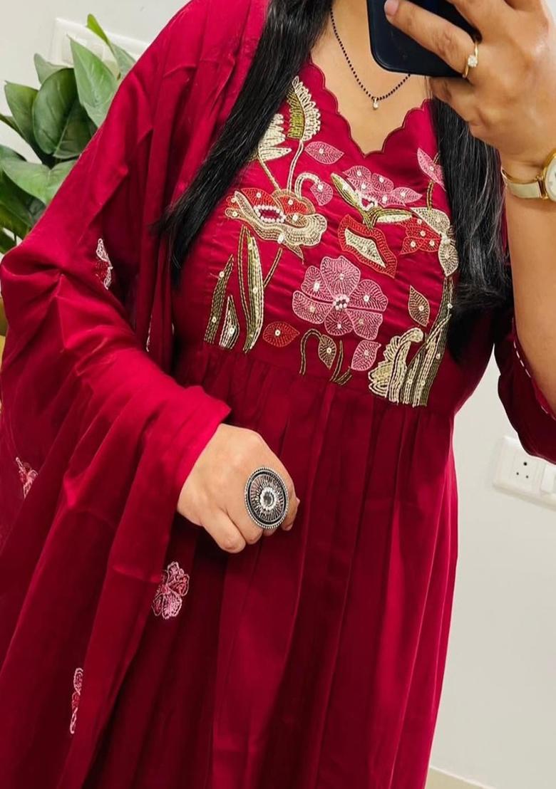 Red Embroidered Cotton Kurta Set - Indya