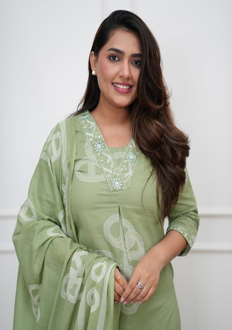 Green Embroidered Cotton Kurta Set - Indya