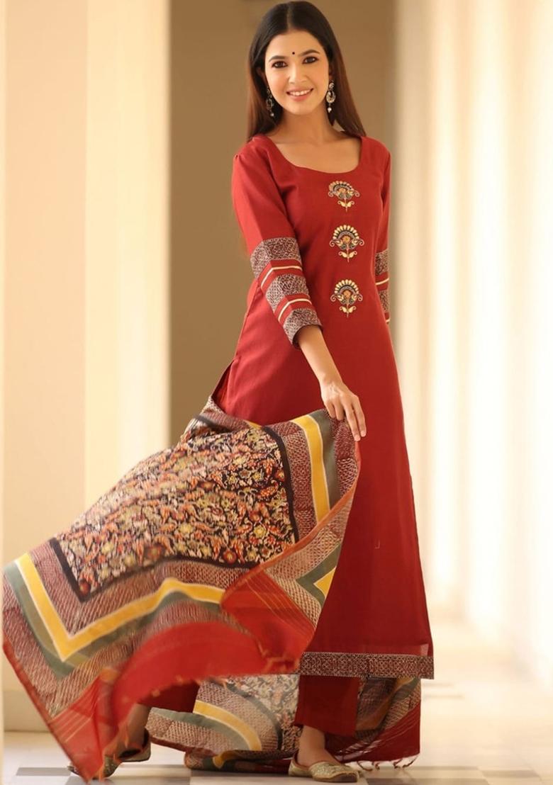 Red Embroidered Cotton Kurta Set - Indya