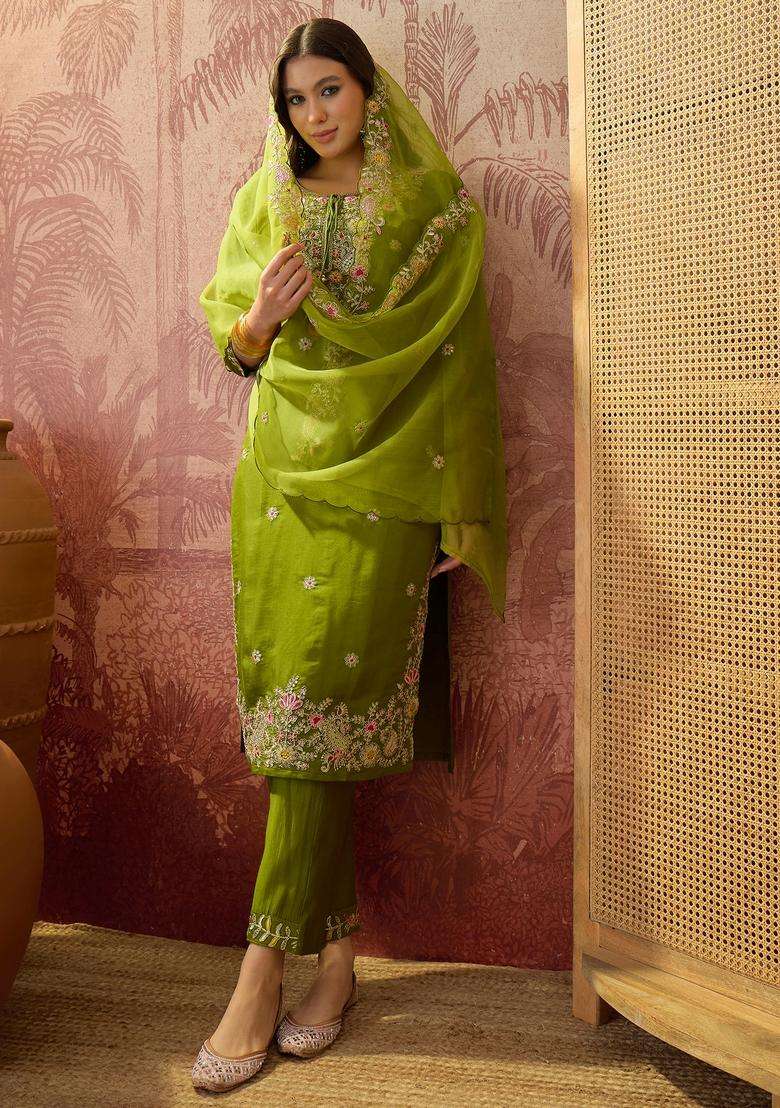 Green Embroidered Rayon Kurta Set - Indya