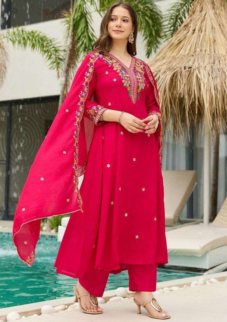 Pink Embroidered Silk Blend Kurta Set - Indya