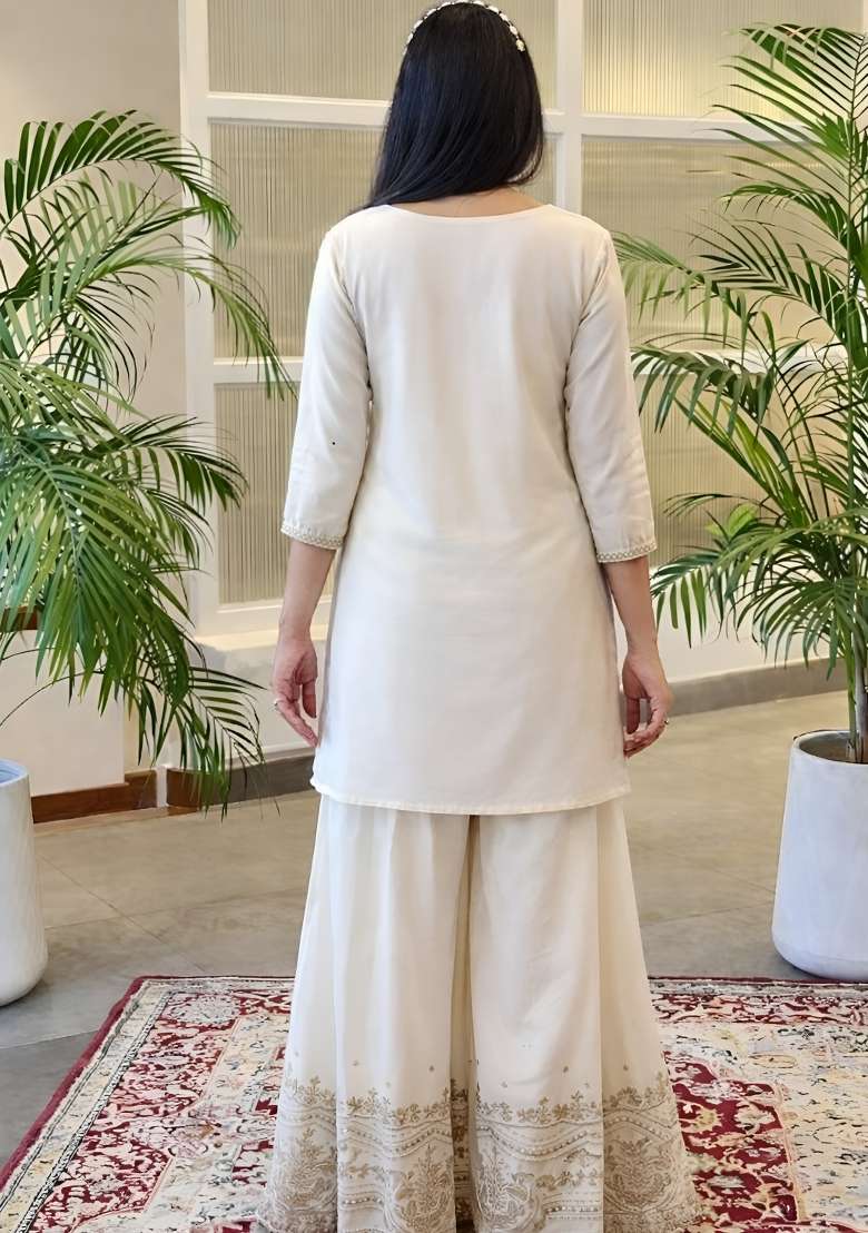 Off White Embroidered Chinon Kurta Set - Indya