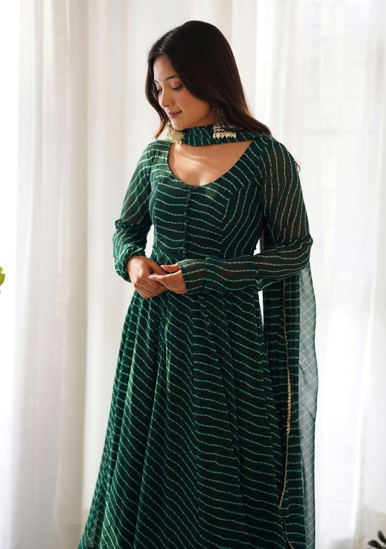 Green Printed Work Georgette Kurta Set - Indya
