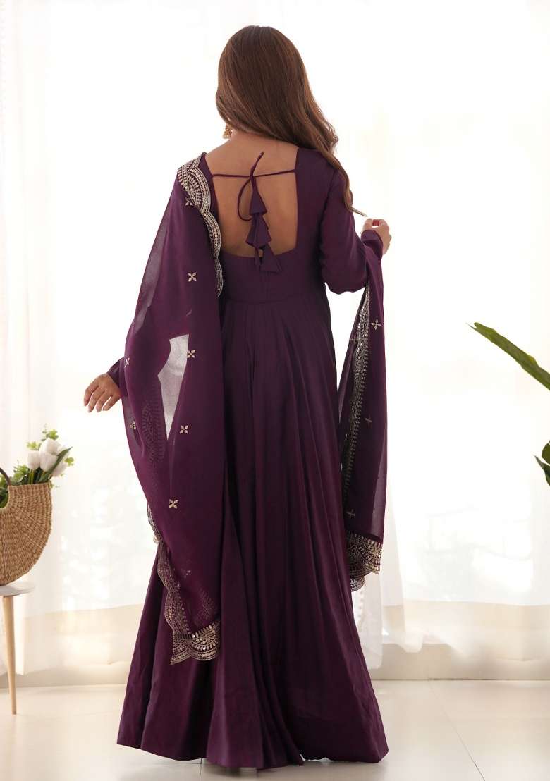 Wine Embroidery Silk Blend Kurta Set - Indya