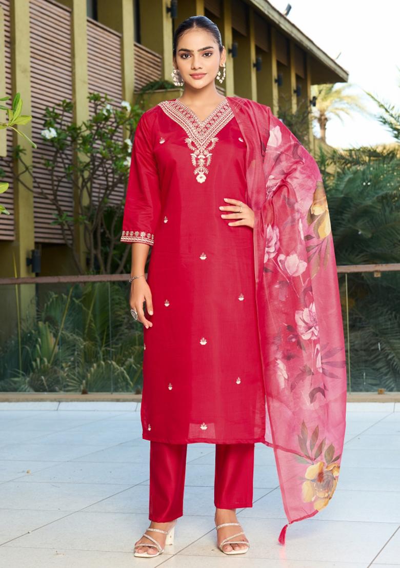 Red Embroidery Cotton Kurta Set - Indya