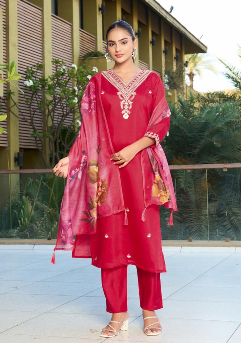 Red Embroidery Cotton Kurta Set - Indya
