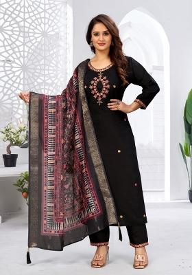 Black Embroidery Rayon Kurta Set