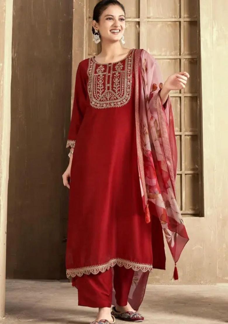 Red Embroidery Rayon Kurta Set - Indya