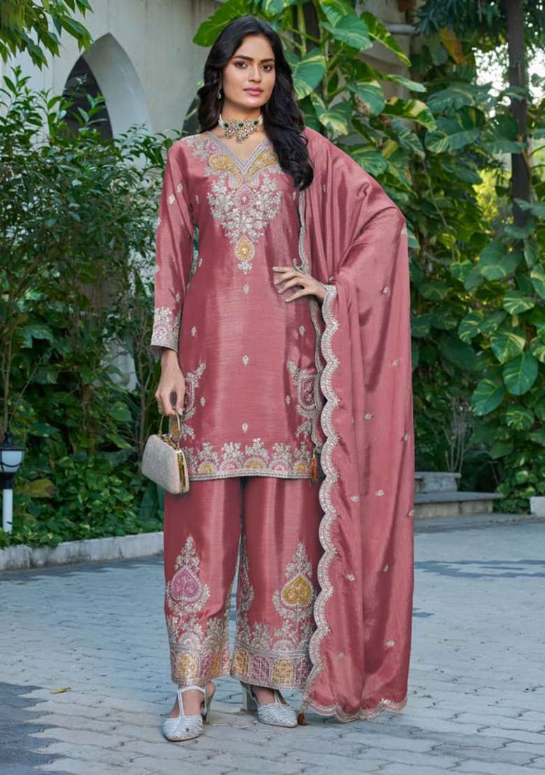Peach Embroidered Silk Blend Pakistani Suit Set - Indya