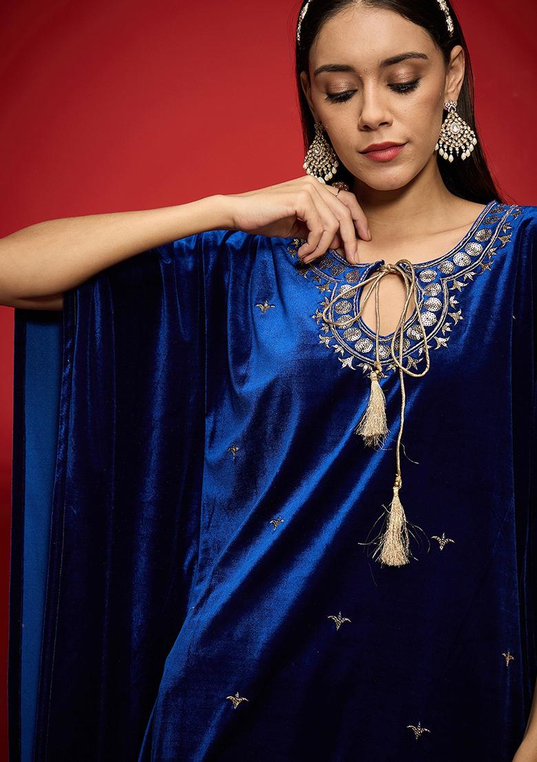 Blue Embroidery Velvet Kurta Set - Indya