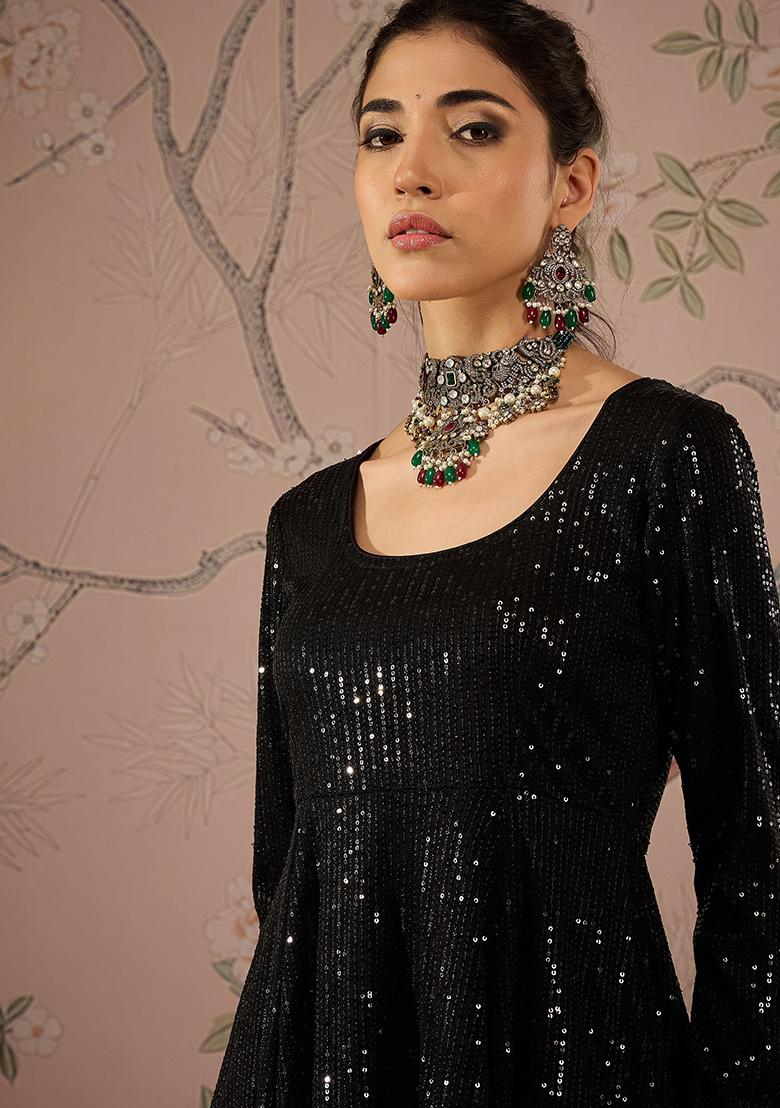 Black Solid Velvet Kurta Set - Indya