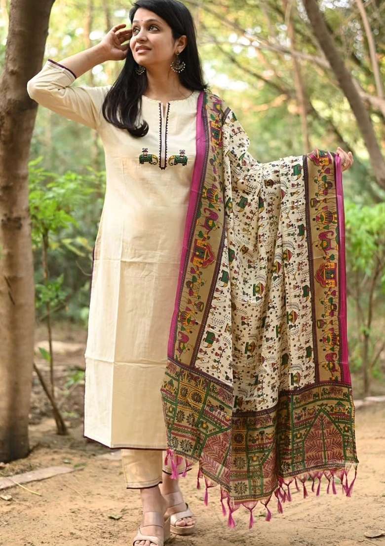 Off-White Solid Cotton Straight Kurta Set - Indya
