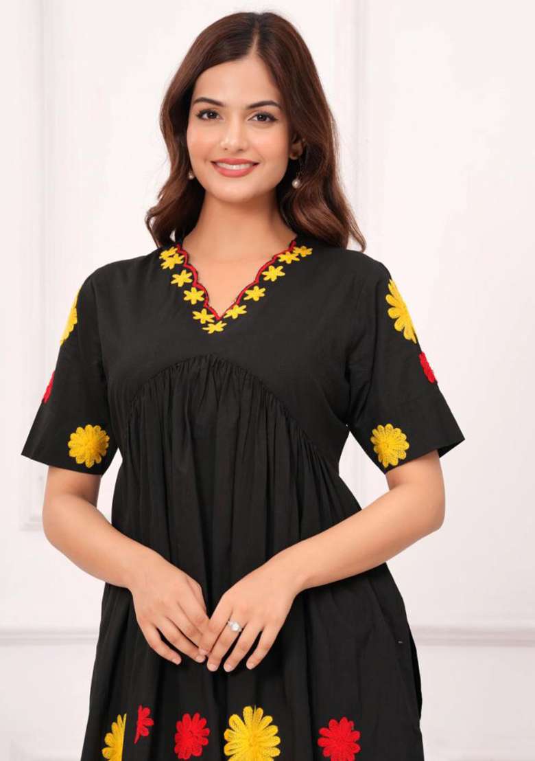 Black Embroidered Cotton Kurta - Indya