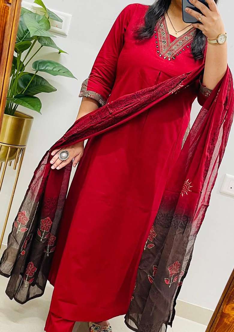 Red Embroidered Cotton Straight Kurta Set - Indya