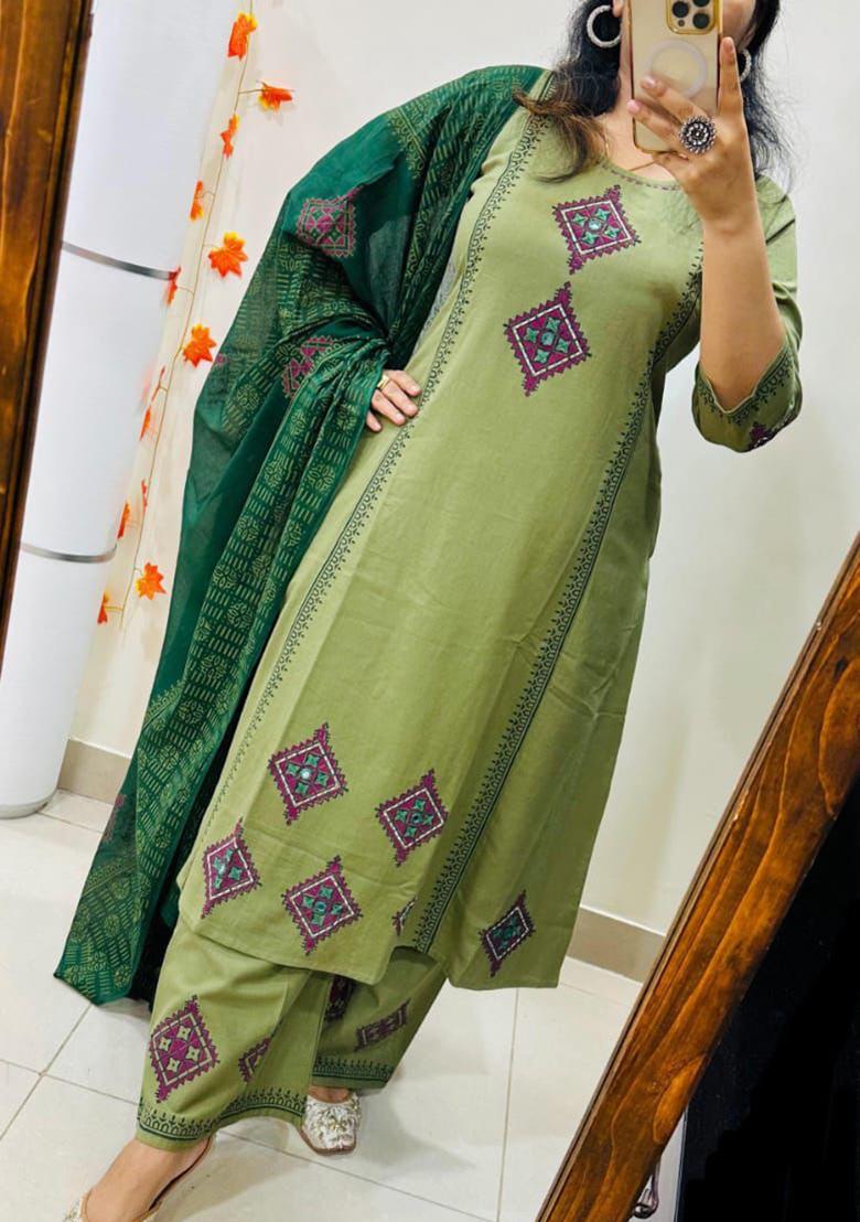 Green Printed Cotton Kurta Set - Indya