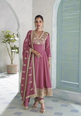 Lavendar Embroidered Silk Kurta Set