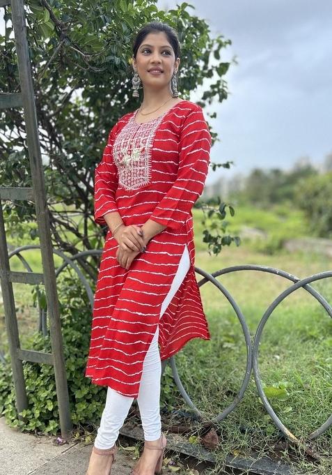 Red Embroidered Rayon Kurta