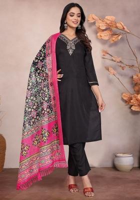 Black Embroidered Cotton Blend Kurta Set