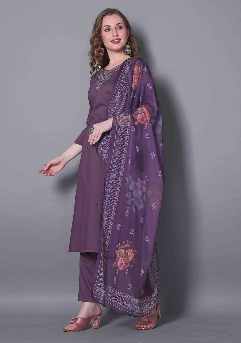 Lavendar Embroidered Silk Blend Kurta Set - Indya