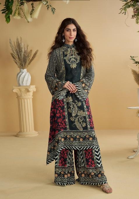 Black Embroidered Crep Kurta Set