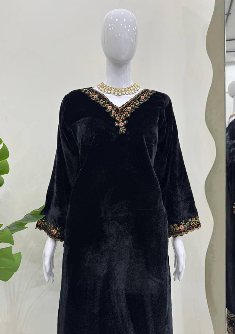 Navy Blue Sequence Velvet Kurta Set - Indya
