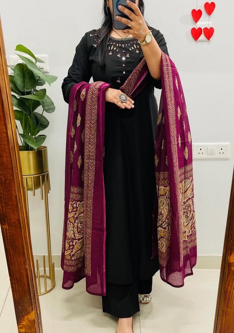 Black Embroidered Cotton Kurta Set - Indya