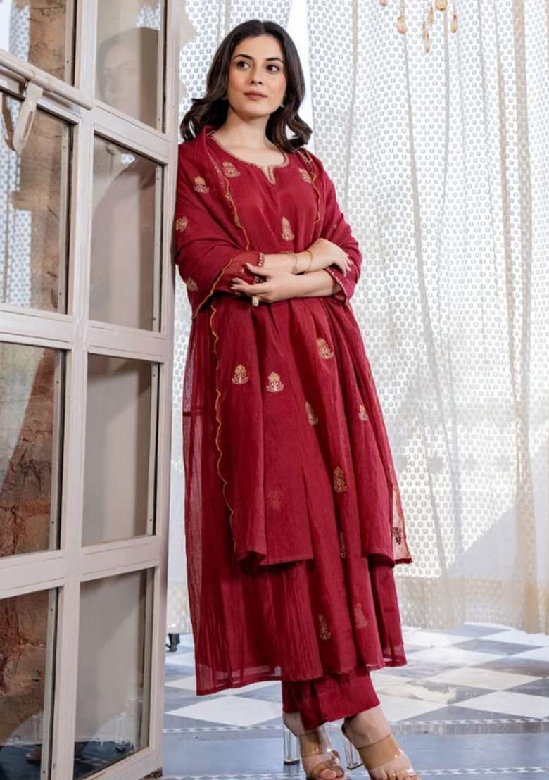 Red Embroidered Mulmul A Line Kurta Set - Indya