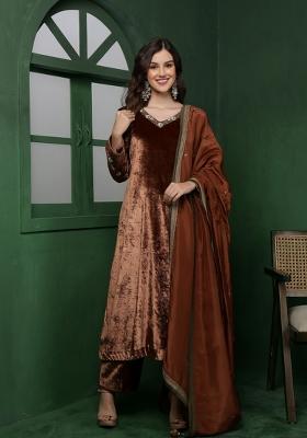 Brown Beads Velvet Kurta Set
