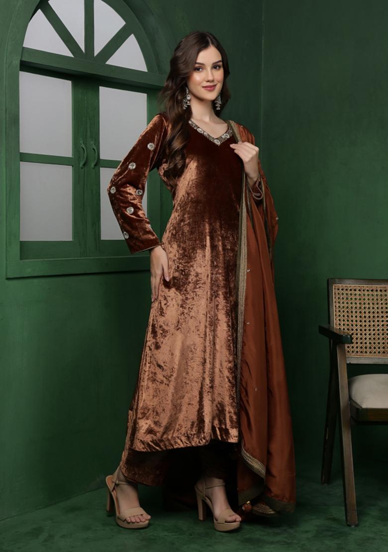 Brown Beads Velvet Kurta Set - Indya