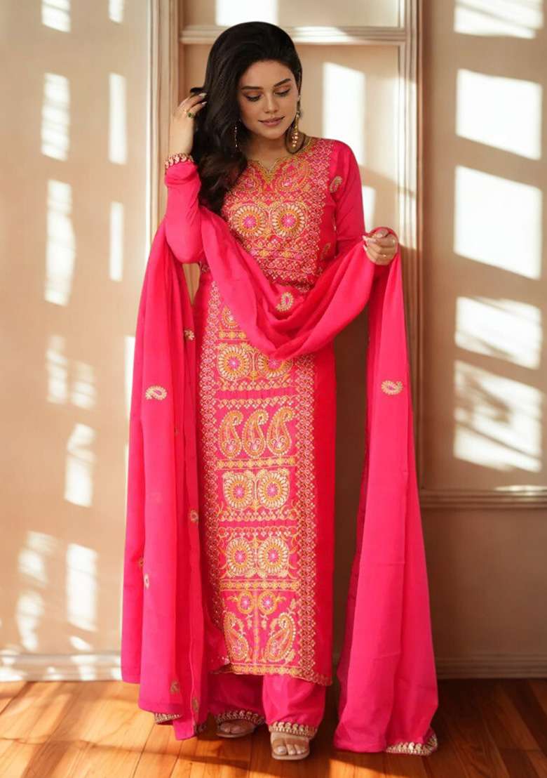 Red Embroidered Chinon Pakistani Suit Set - Indya