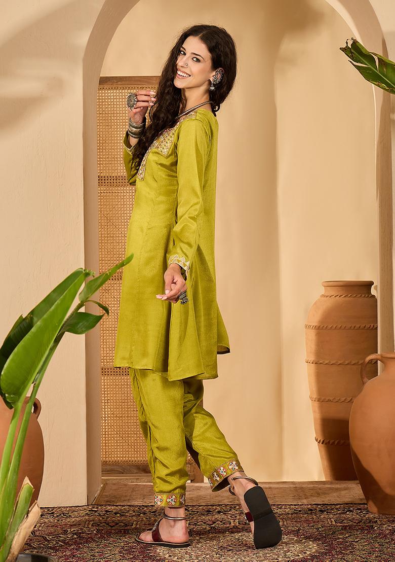 Green Embroidery Silk Kurta Set - Indya