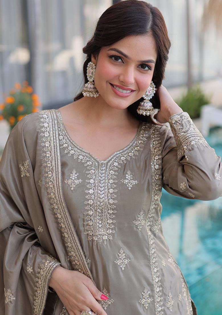 Chiku Embroidery Silk Kurta Set - Indya