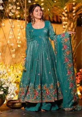 Teal Blue Embroidery Crunchy Kurta Set